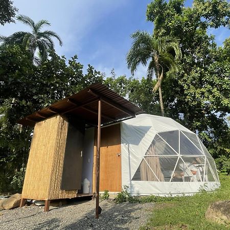 La Comarca River Glamping Dome Near מנואל אנטוניו מראה חיצוני תמונה