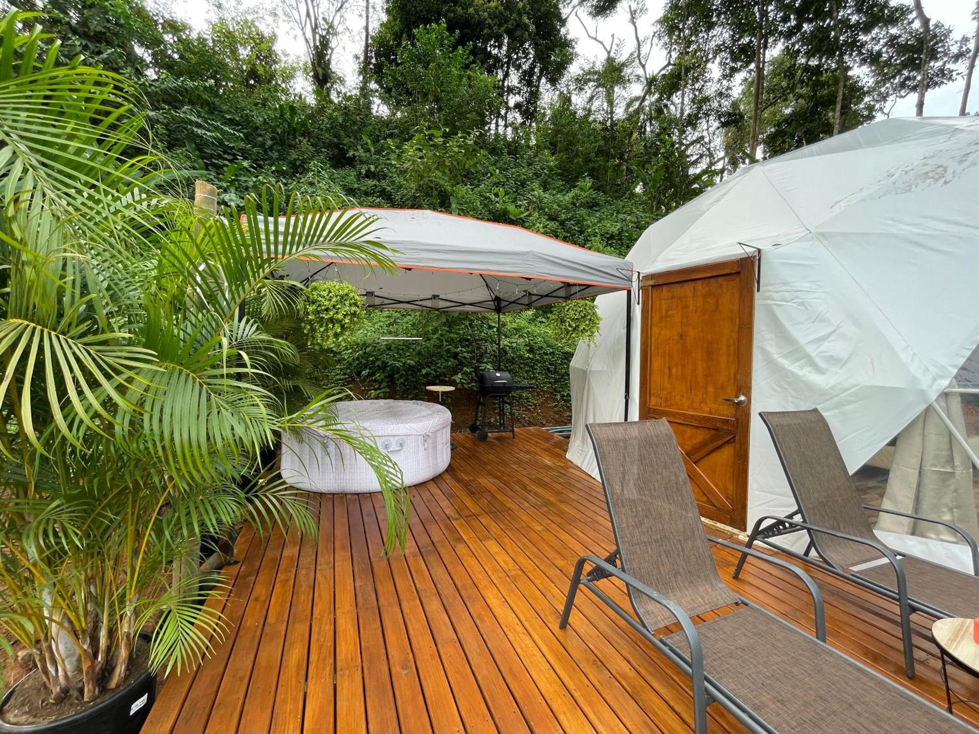 La Comarca River Glamping Dome Near מנואל אנטוניו מראה חיצוני תמונה