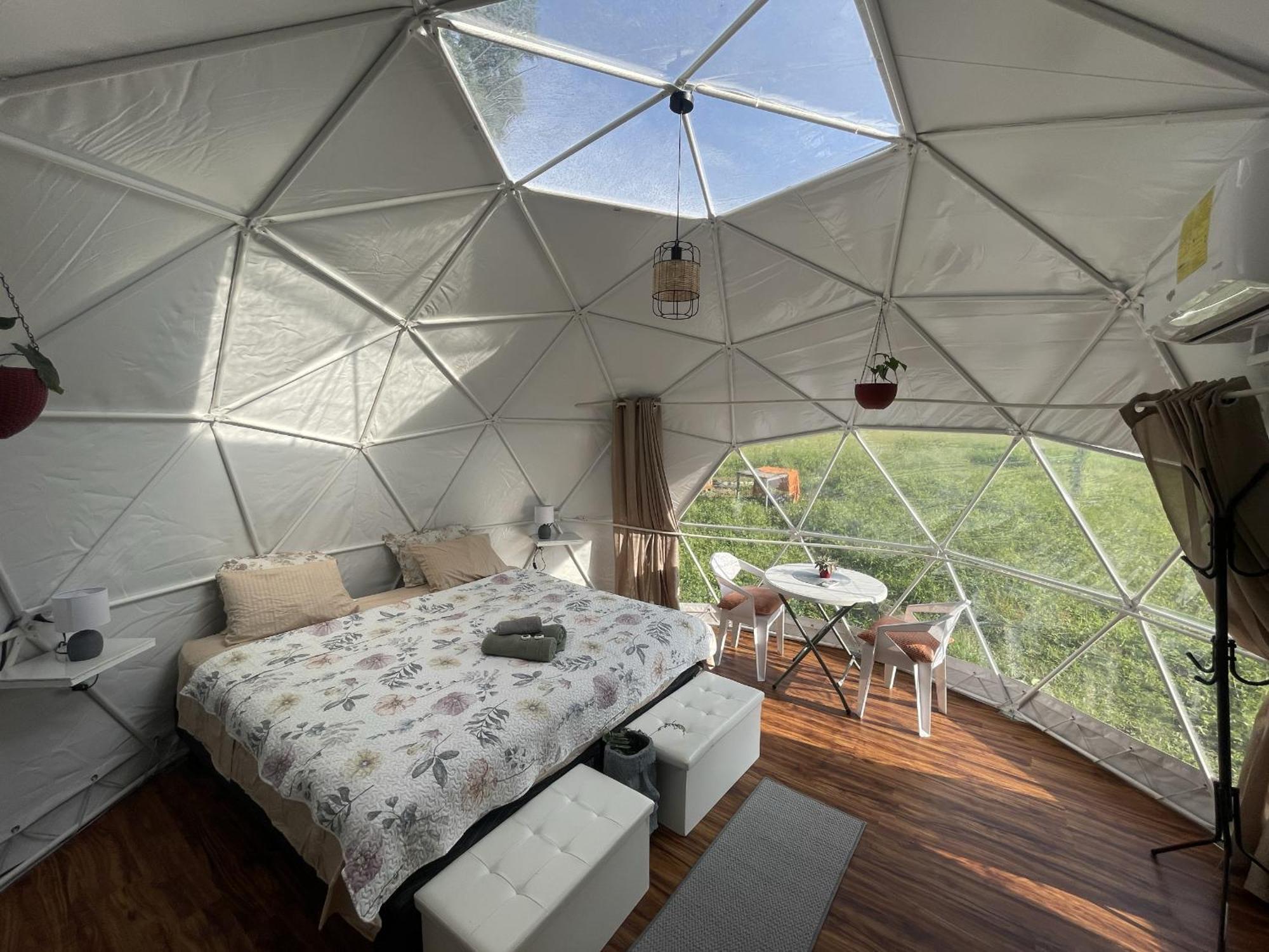La Comarca River Glamping Dome Near מנואל אנטוניו מראה חיצוני תמונה