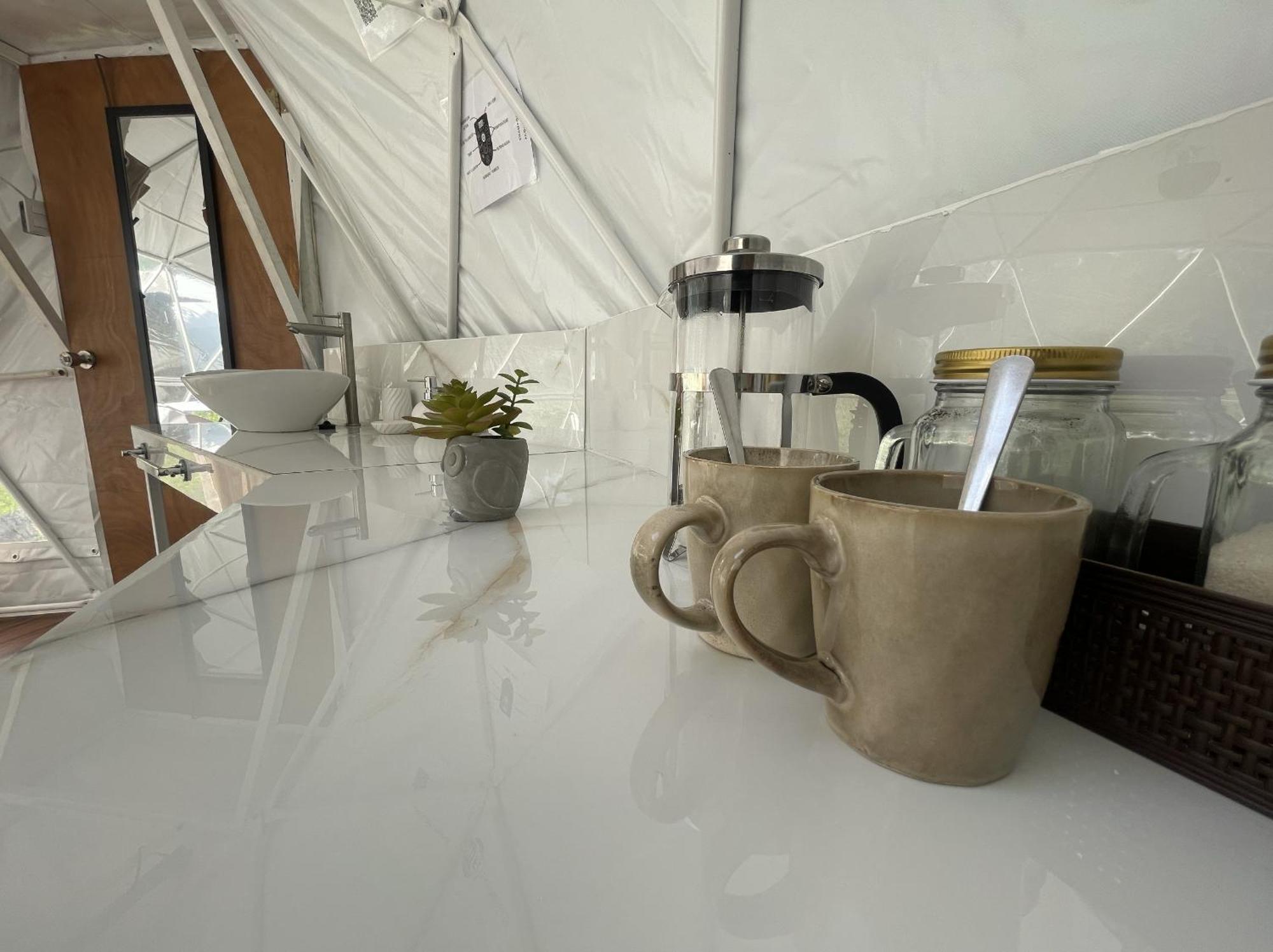 La Comarca River Glamping Dome Near מנואל אנטוניו מראה חיצוני תמונה
