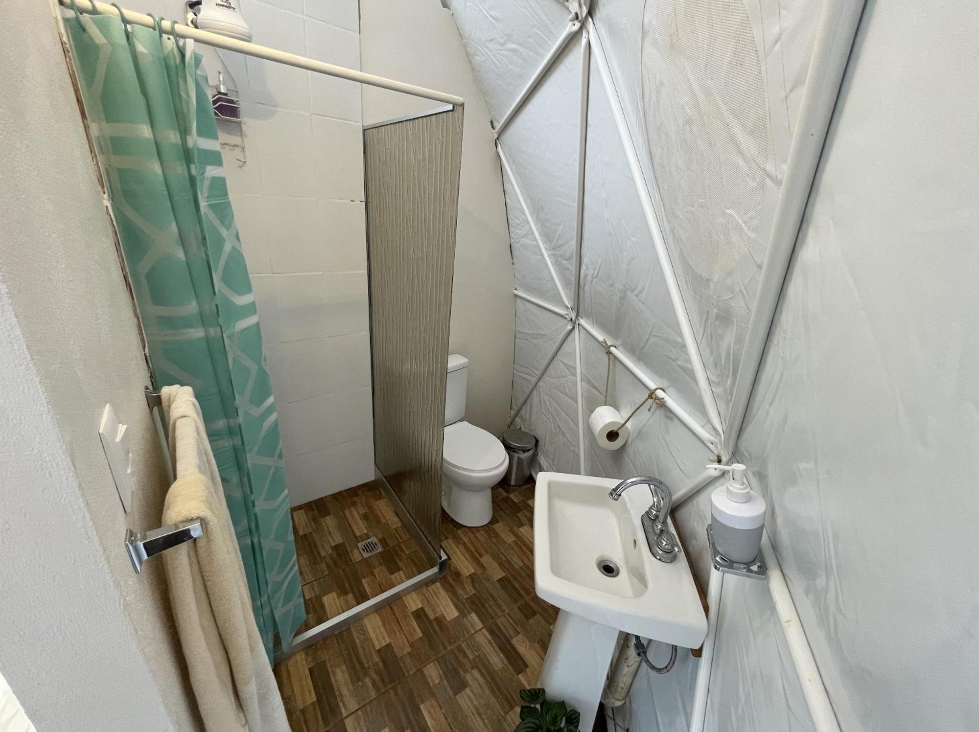 La Comarca River Glamping Dome Near מנואל אנטוניו מראה חיצוני תמונה
